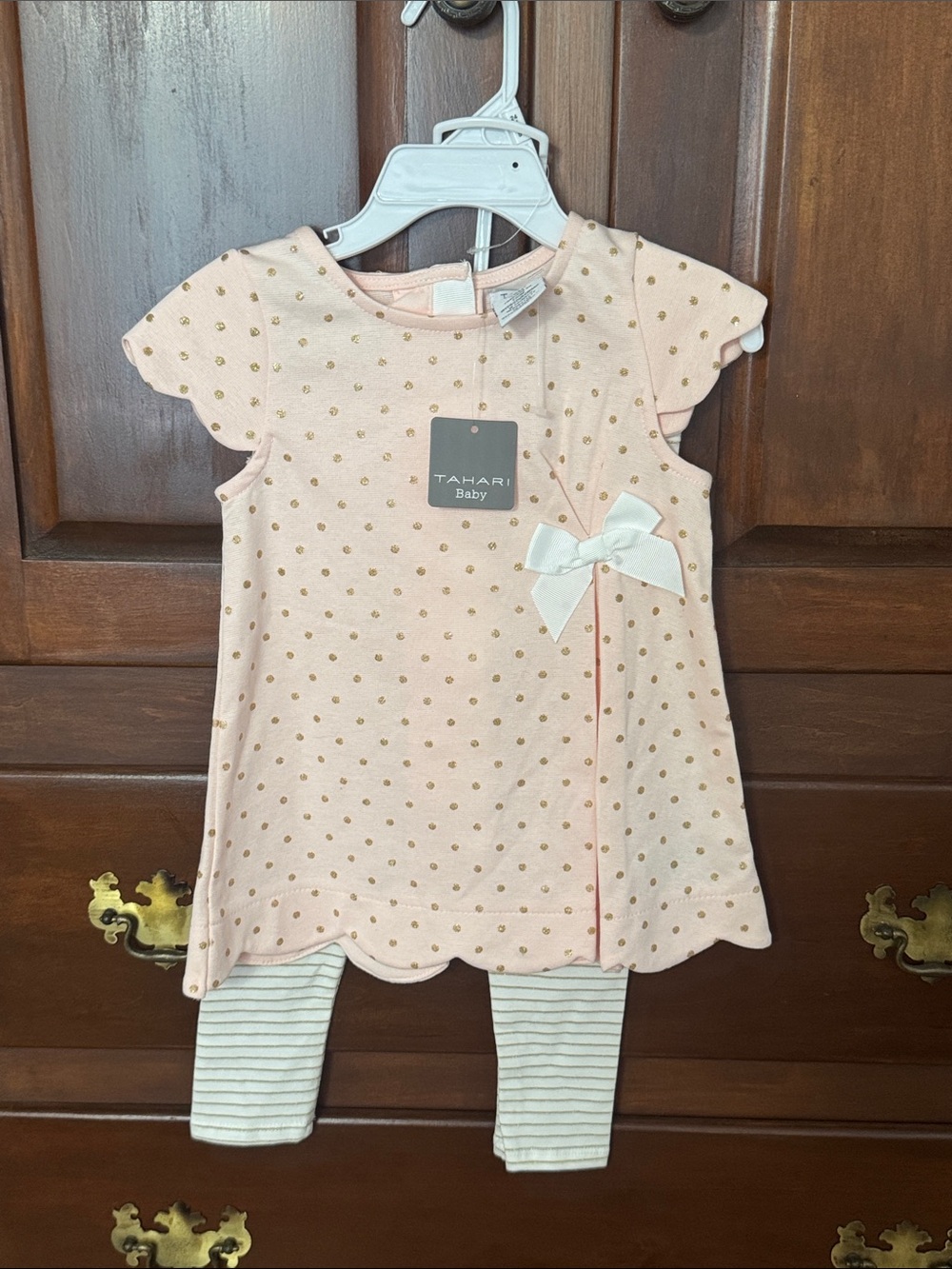Tahari Pink Dot Top with Striped Pant  Set with White Bow